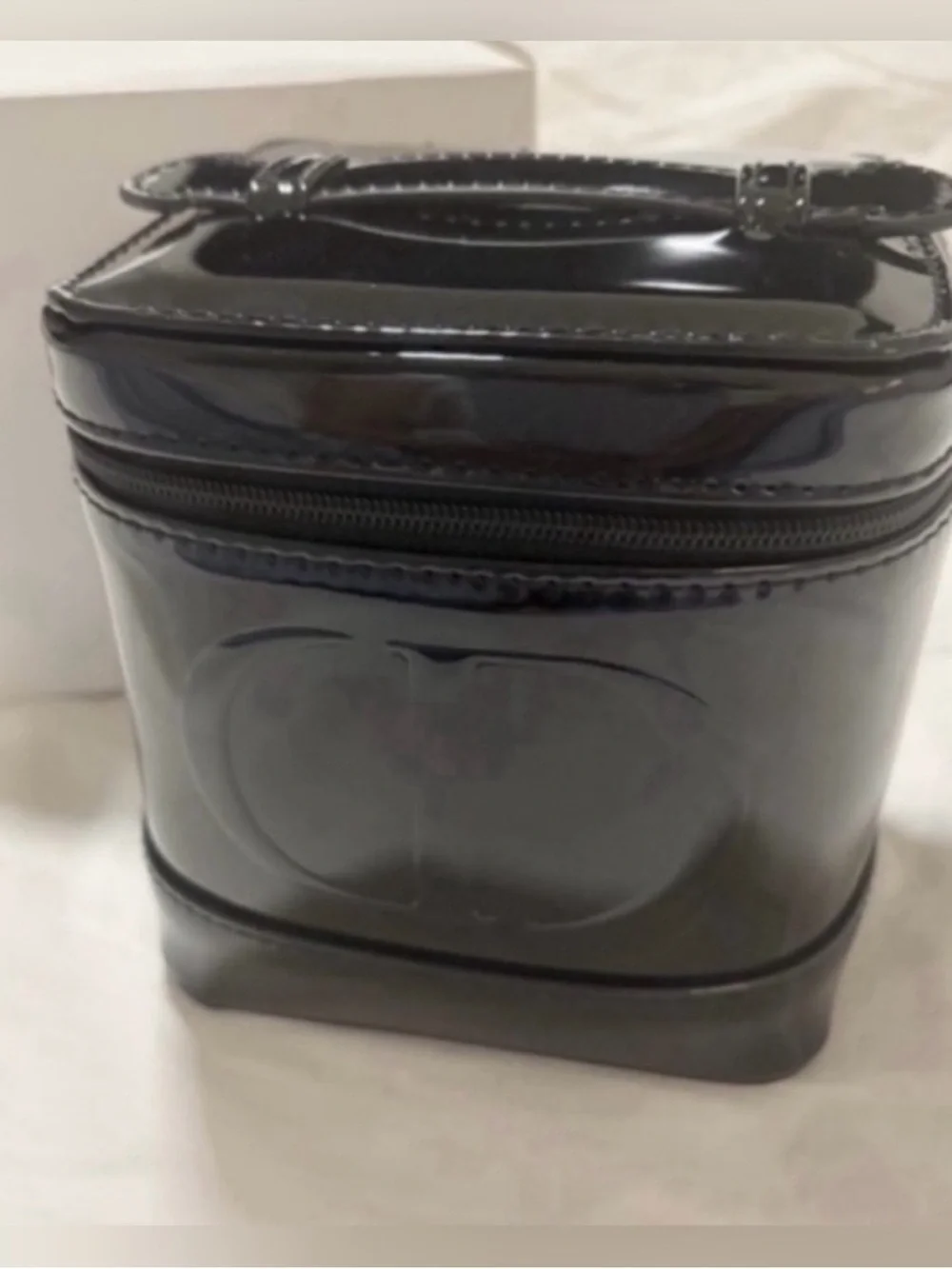 Dior compact vanity