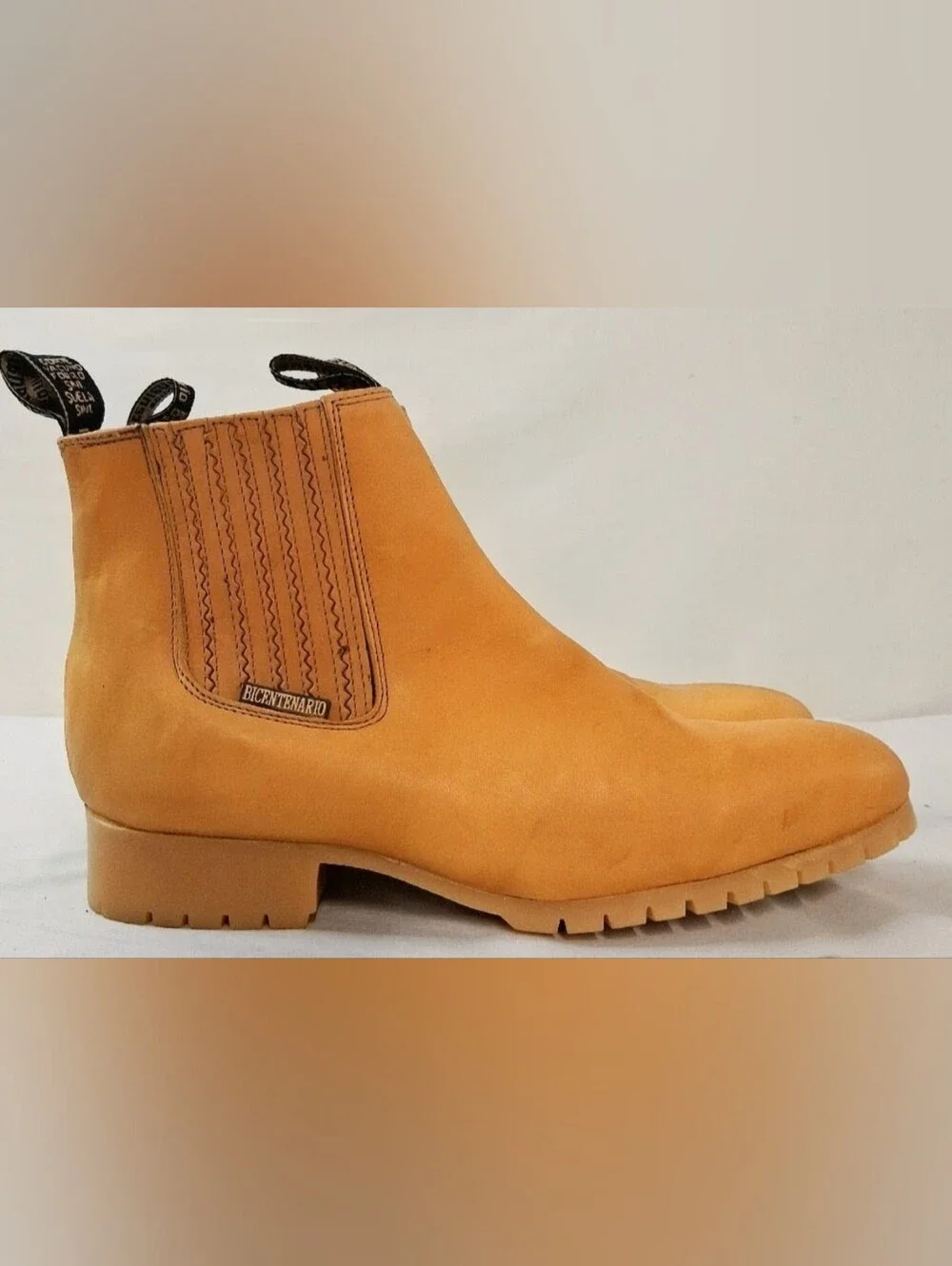 Bicentenario Tan Leather Chelsea Boots – Size 29 / US11 (Men's Slip-On Lug Sole)