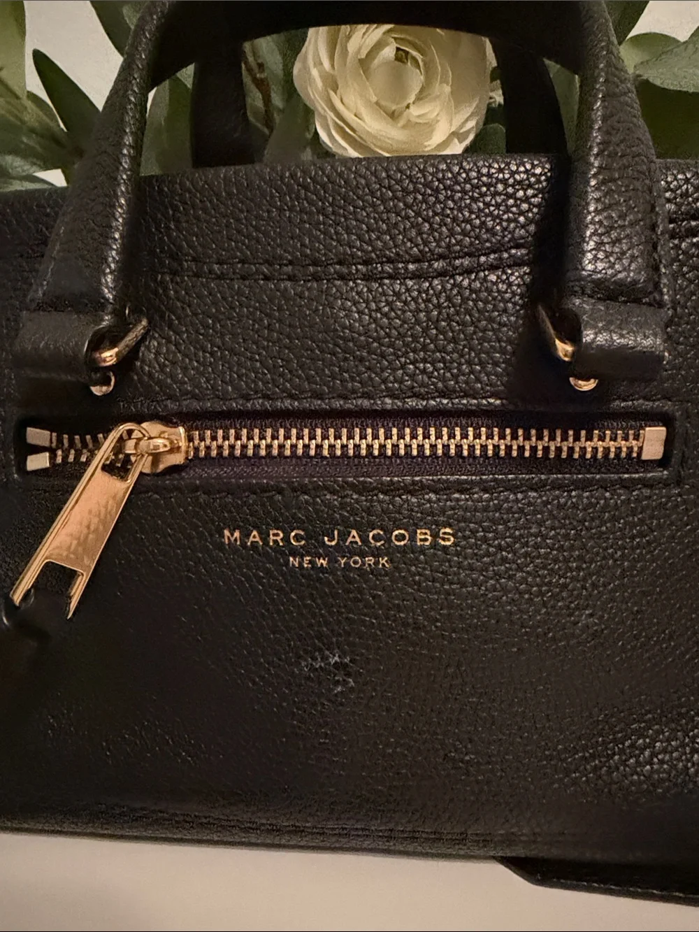 Marc Jacobs strap see