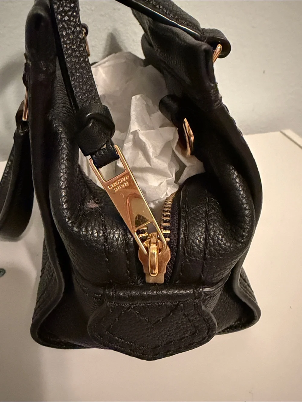 Marc Jacobs see inside