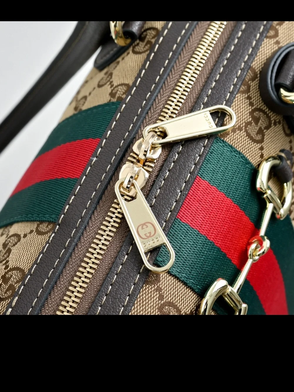 Gucci classic gg