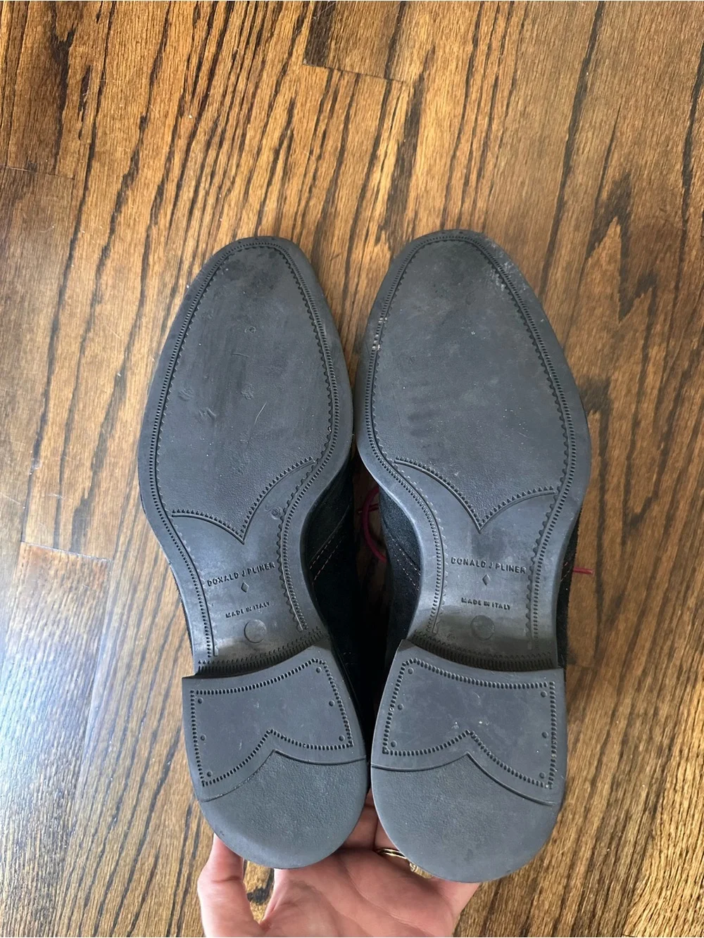 Donald J. Pliner classic black