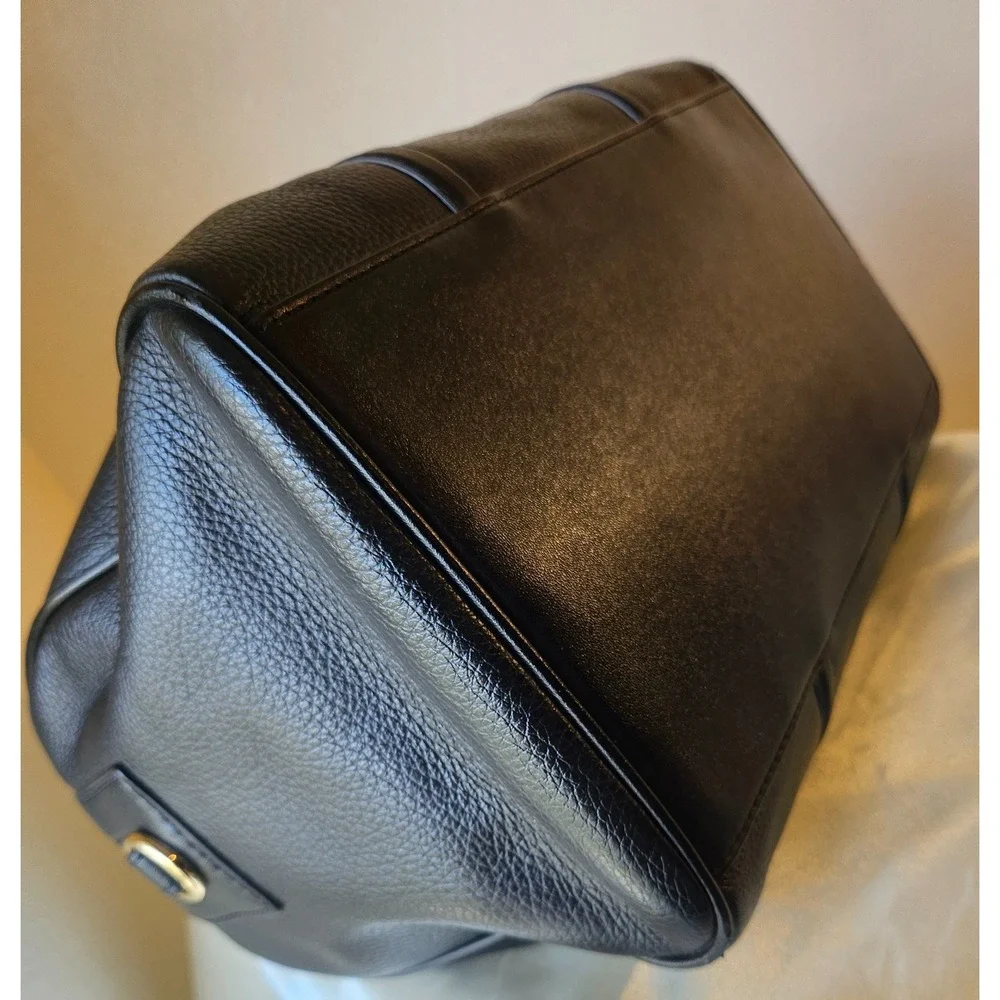 Michael Kors Medium Bedford Black/Gold Pebbled‎ Leather Duffle Satchel Crossbody