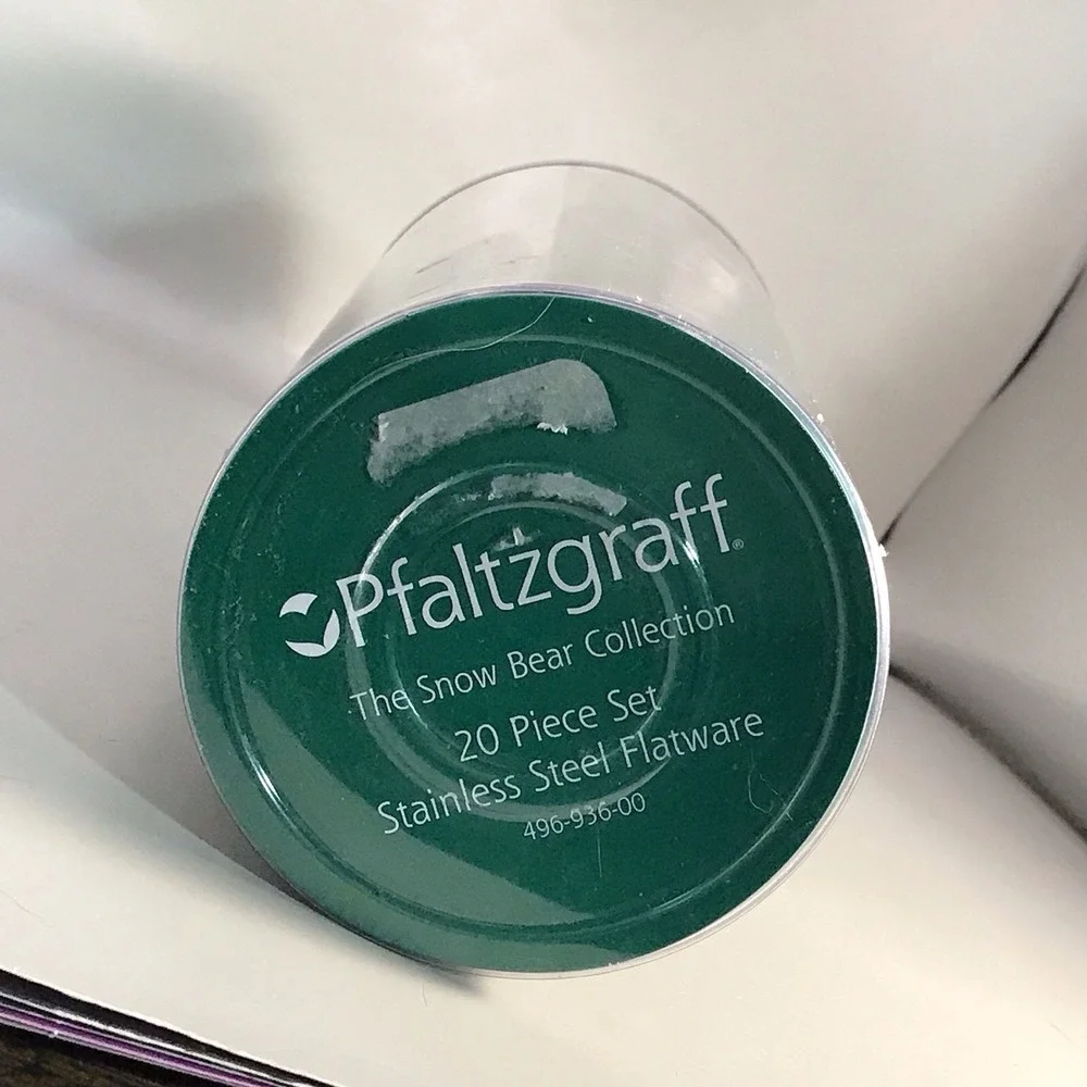 Pfaltzgraff show bird