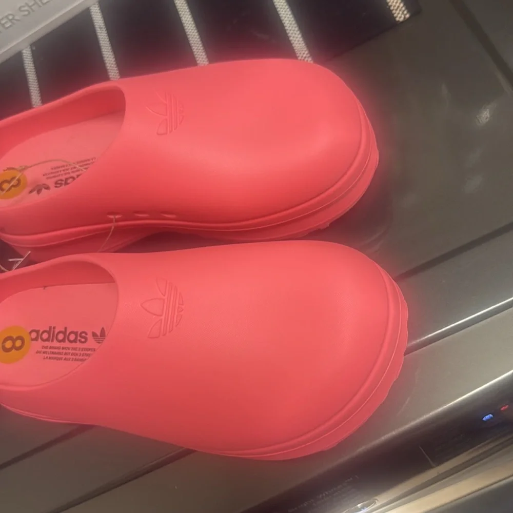 adidas bold pink