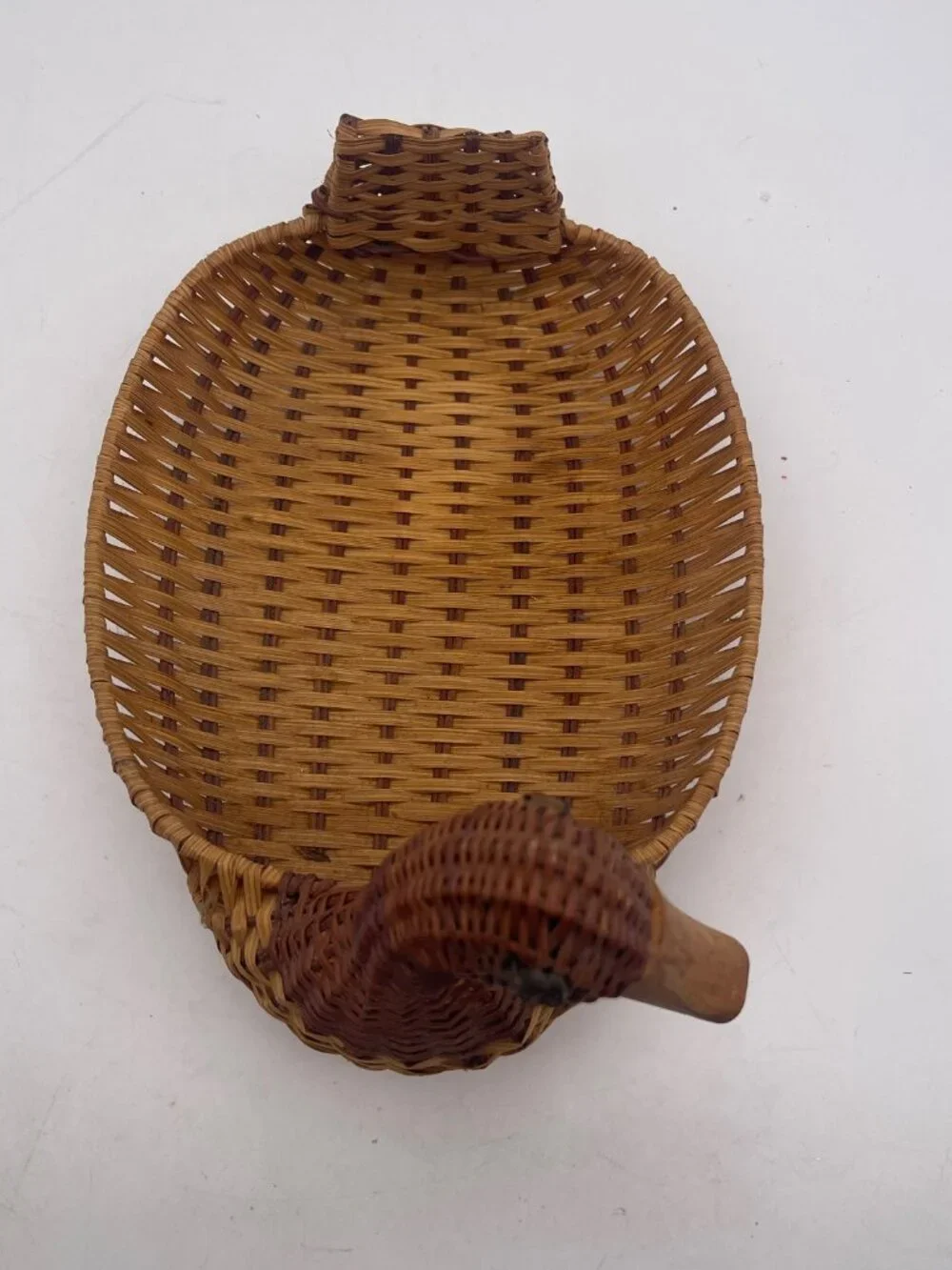 Vintage Brown Wicker Duck-Shaped Oval Decorative Basket 10