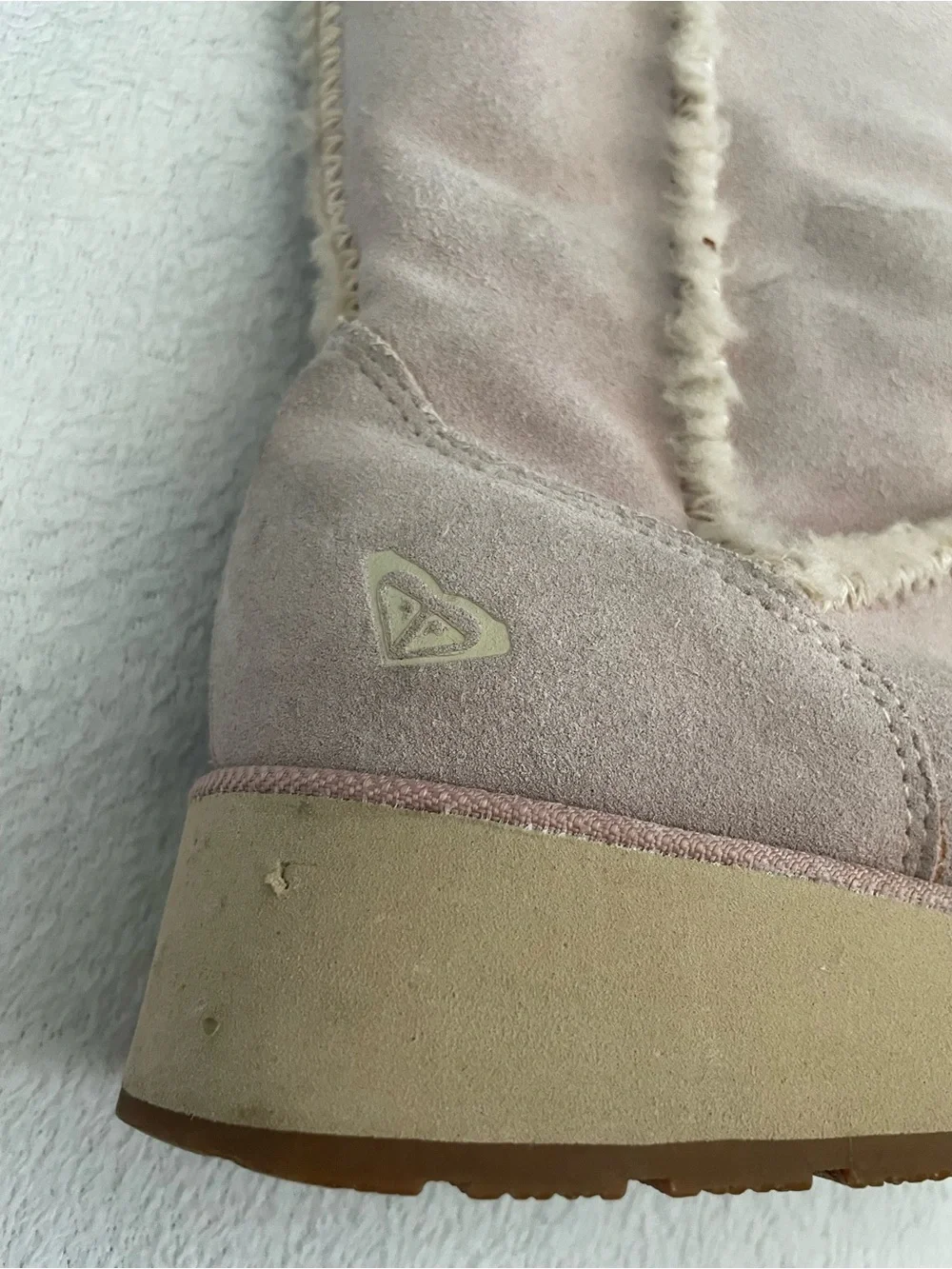 Roxy cozy light
