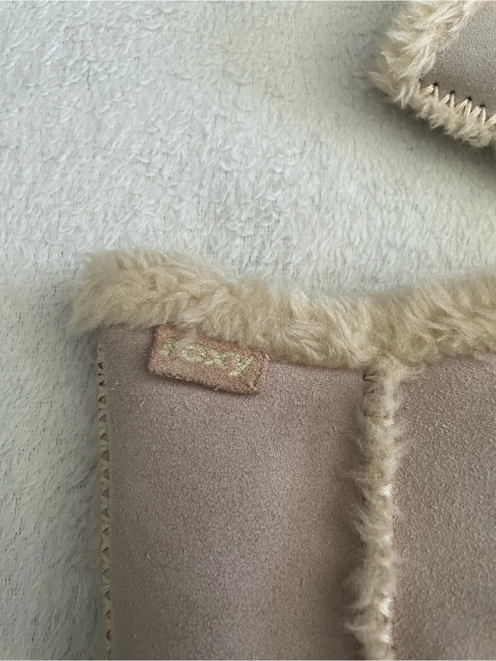 Roxy cozy light