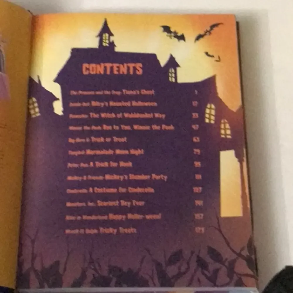 Disney 5 Minute Halloween Stories & 5 Minute Frozen Stories Kidcore Storybook