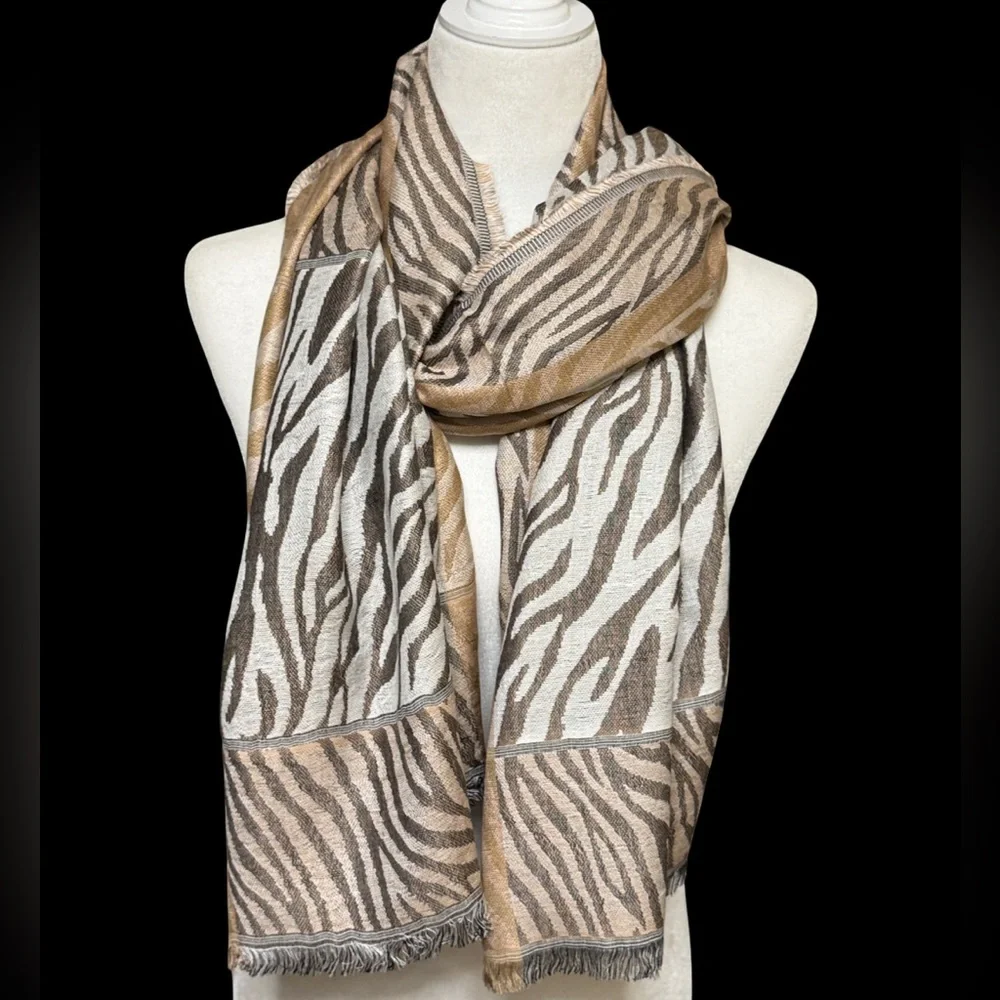 N/A stylish zebra