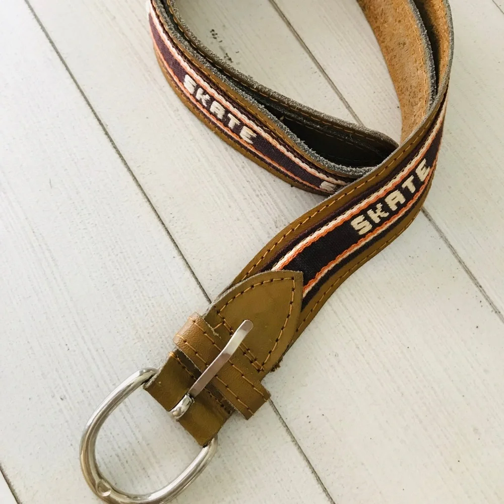 VINTAGE 80’s Super Cool “SKATE” Belt XS