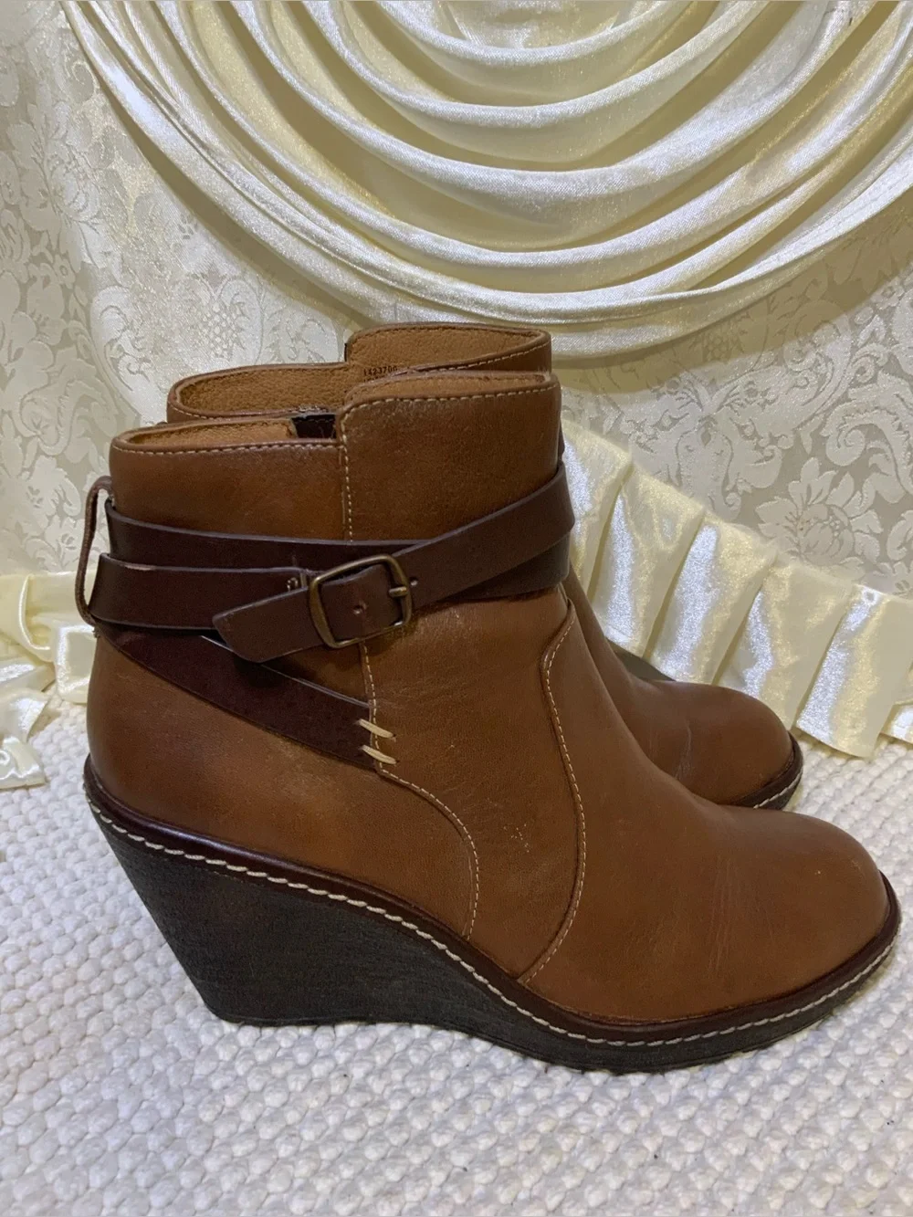 Sofft caralee wedge