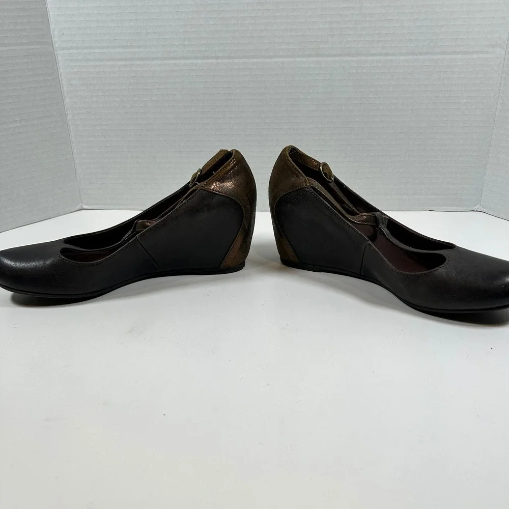 Sundance pre owned