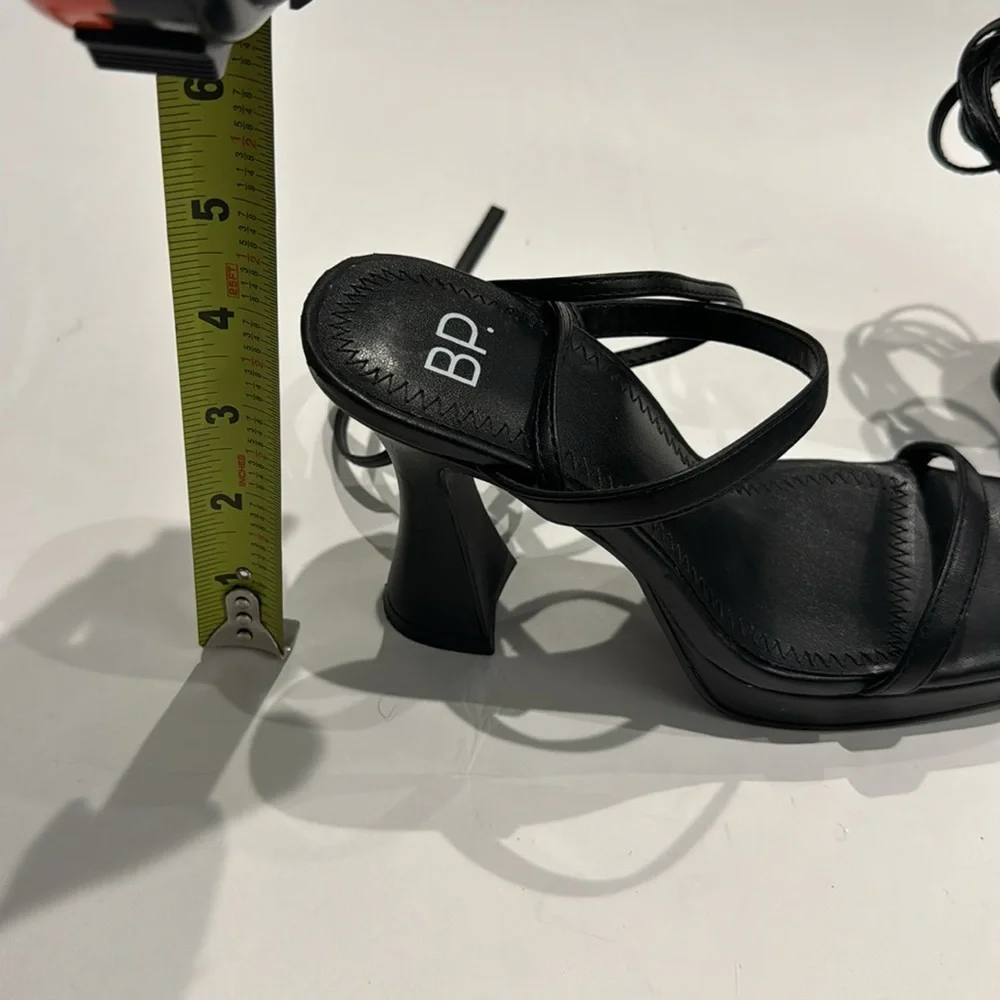 BP NWT Neta Strappy Platform Sandals in Black