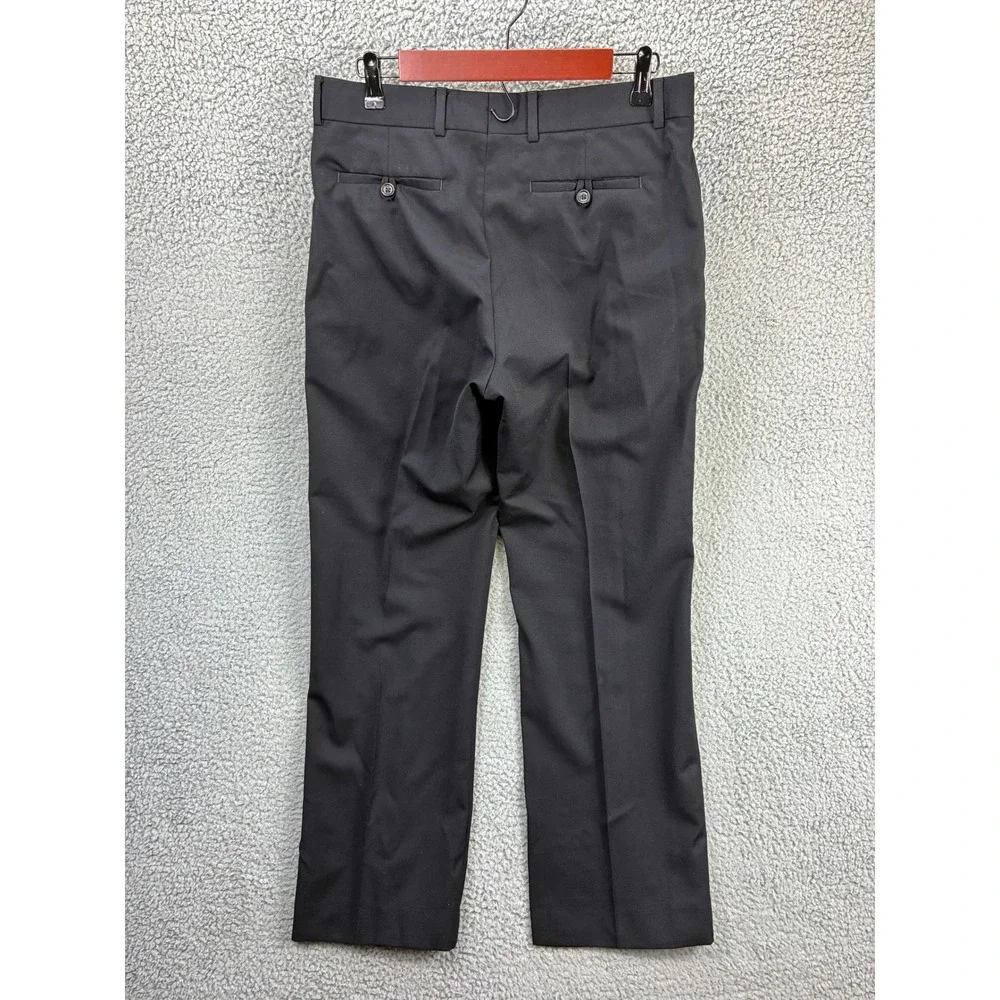 Banana Republic no visible