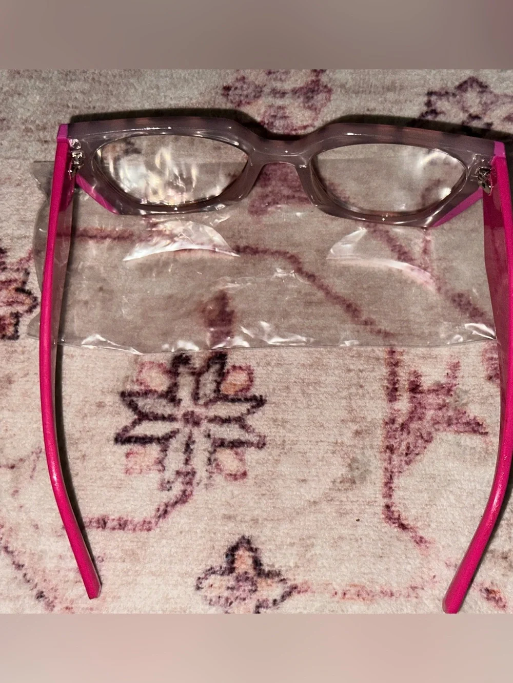 Non prescription fashion quirky retro hot pink cheetah leopard eye glasses