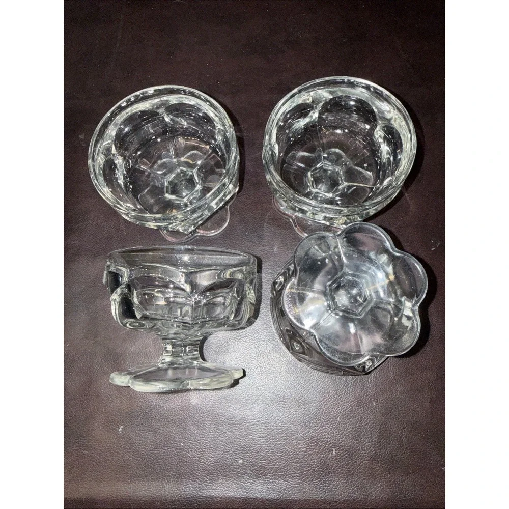 Vintage‎ Ice Cream Sundae Dishes Rate Scalloped Footed Bottom Beautiful