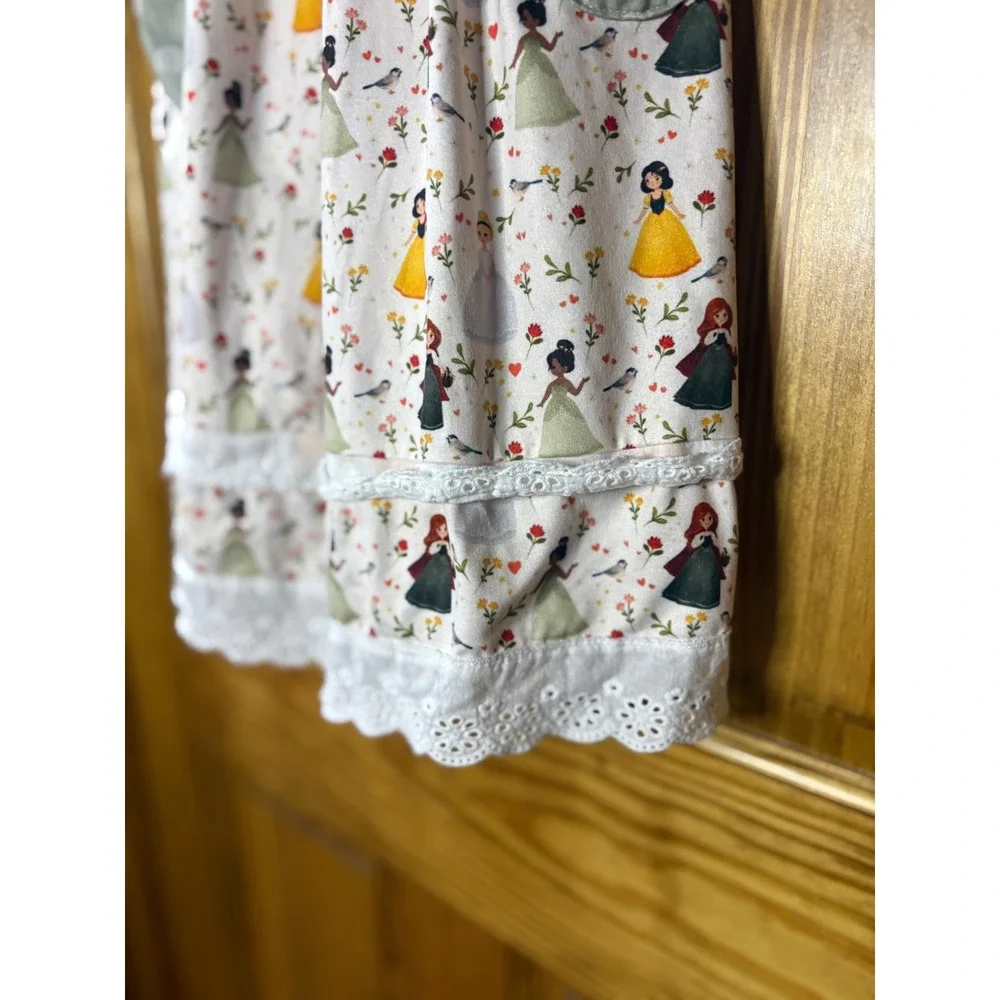 Daffodil whimsical two