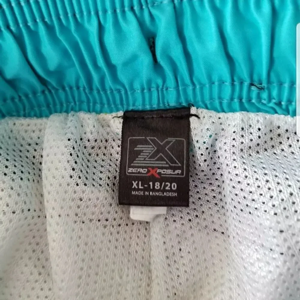 ZeroXPosur junors Boys XLarge (18-20) Swim Trunks