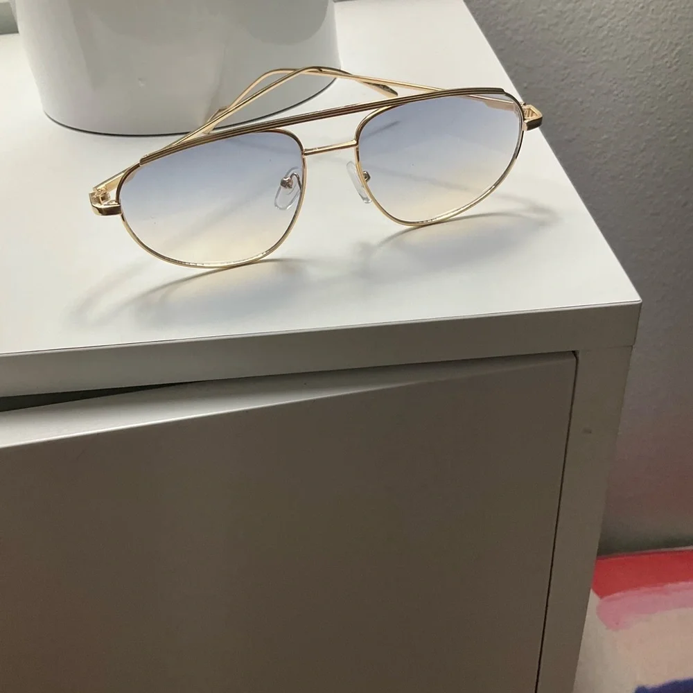 Free People chic aviator