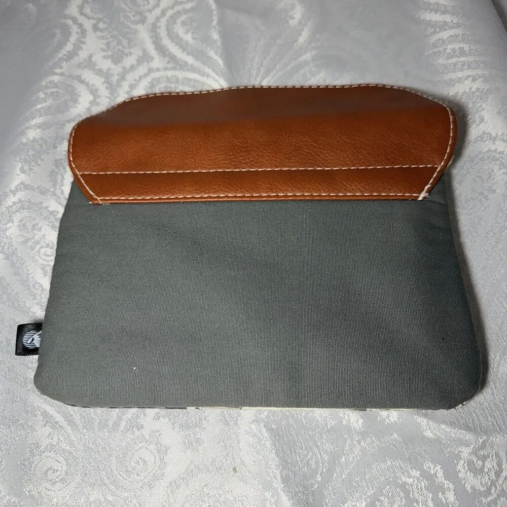 Qatar Airways Nappa Dori Business Class Amenity Pouch, VGC