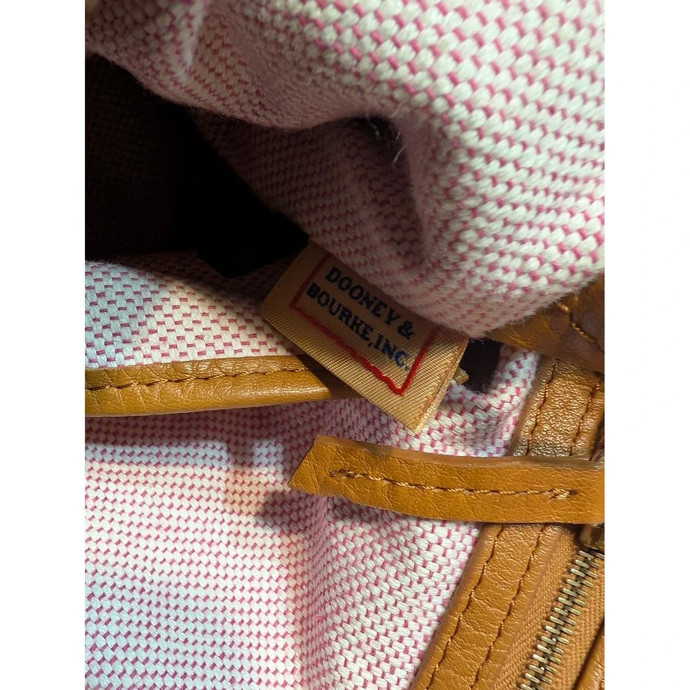 Dooney & Bourke please note