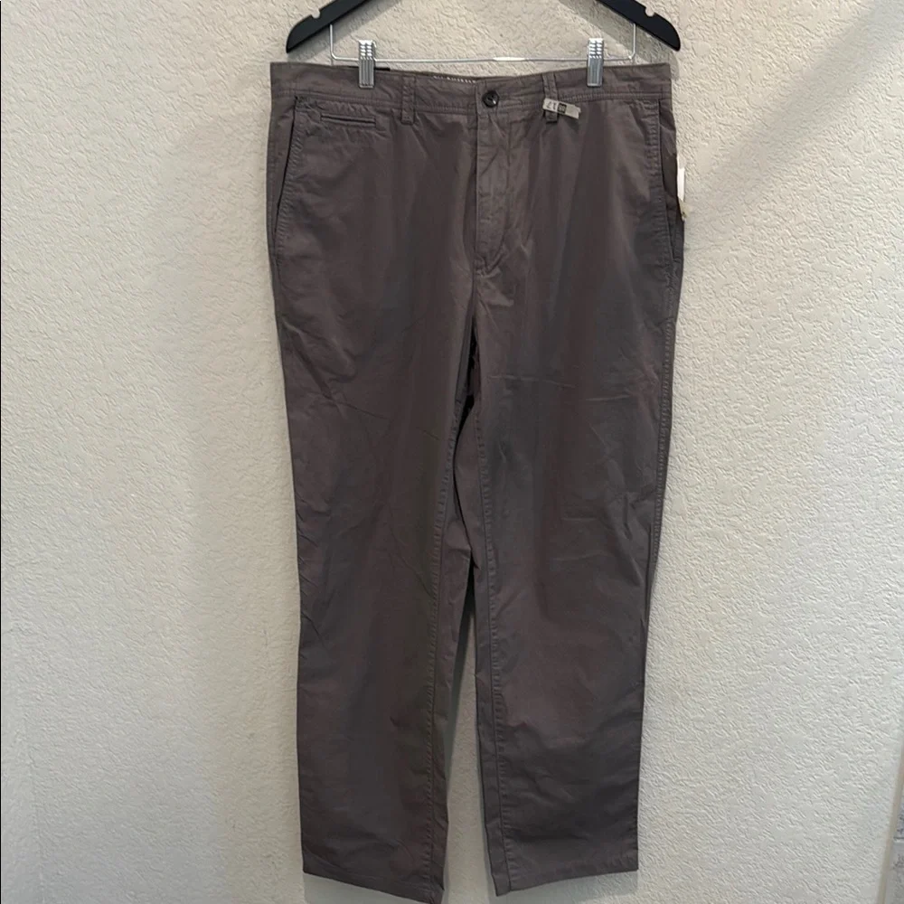 Banana Republic Men's Gray Pants 35 by 34 NWT