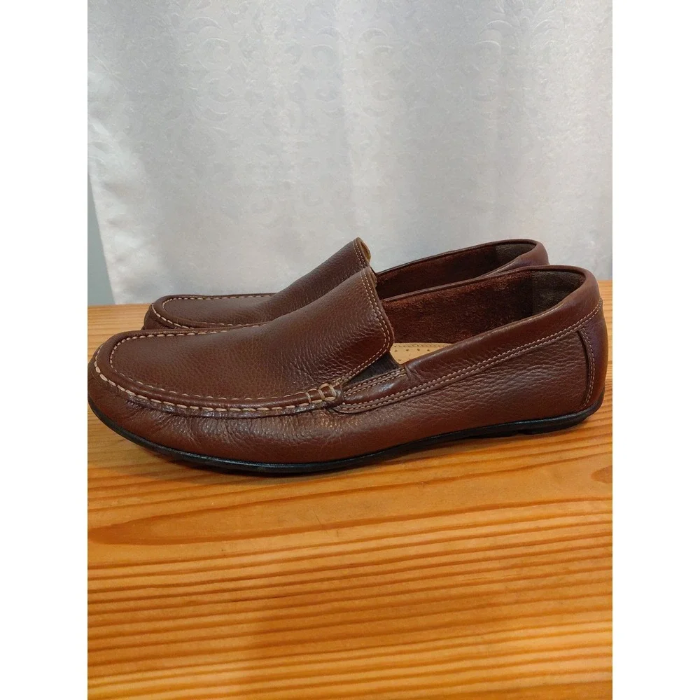Mens Brown Pebble Leather Conner Loafers By G. H. BASS. Sz 11-M.