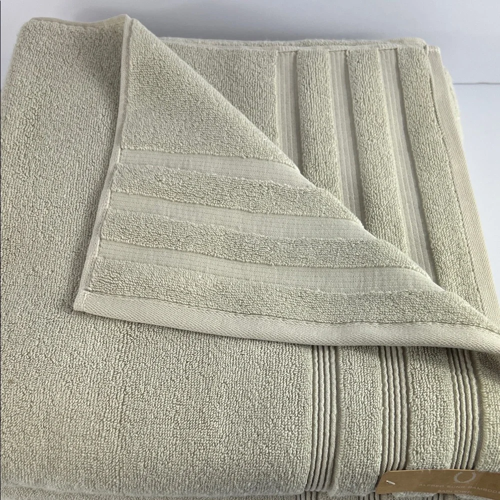 Alfred Sung Bamboo Bath Towel Set Tan Plush Cotton Rayon Blend Set of 2 NEW