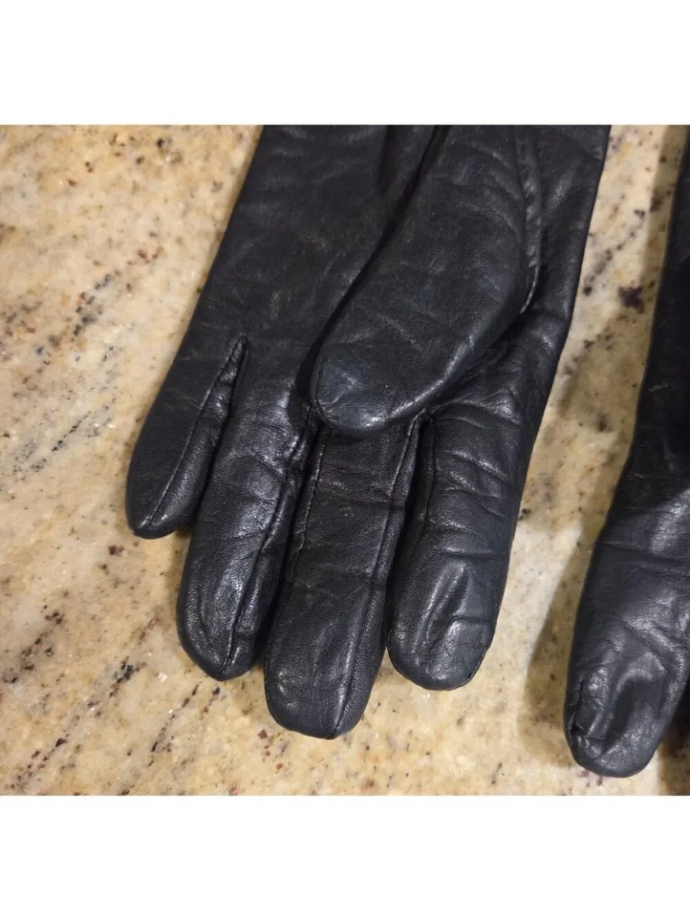 Thinsulate 40g Womens Size M Black Leather Fleece Lined Gloves