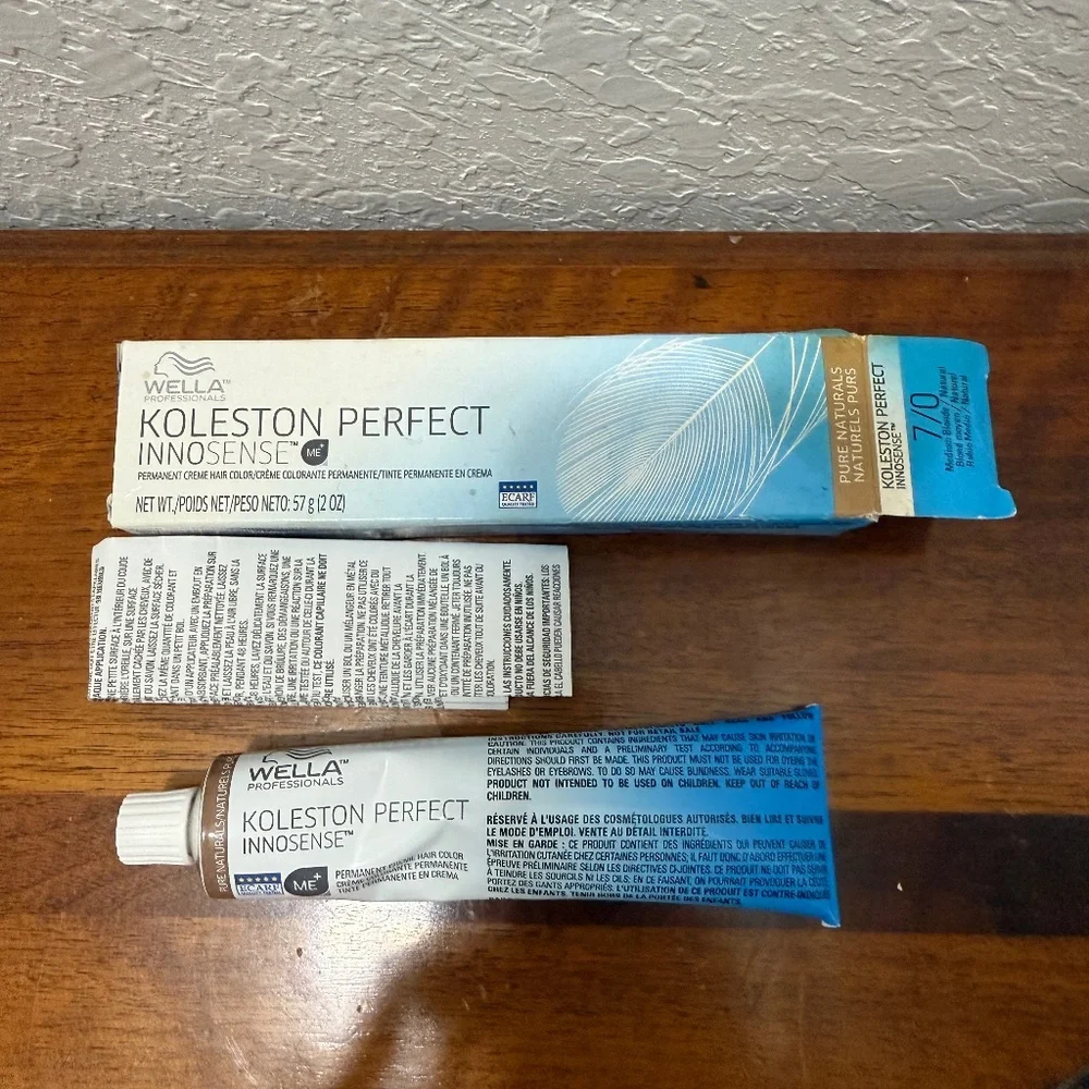 Wella Perfect Permanent Creme Color, 7/0, Medium Blonde‎