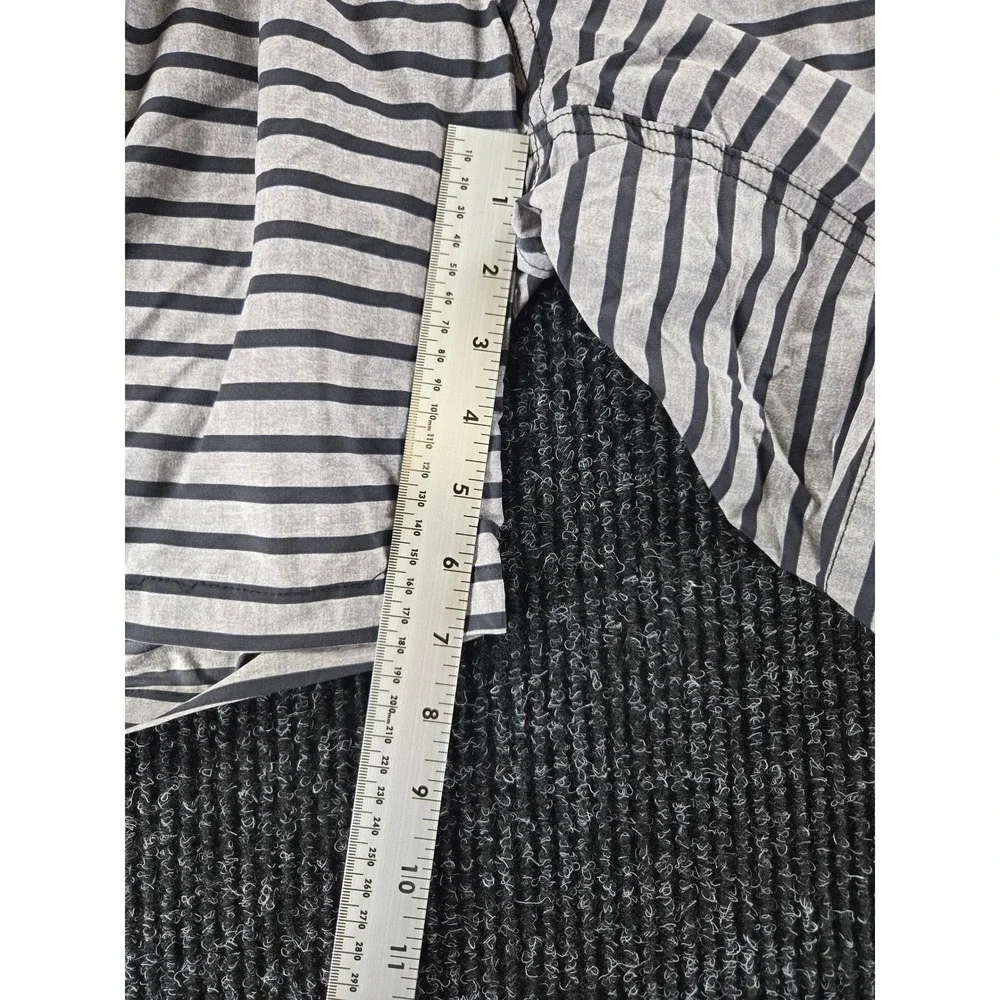 Kirkland Signature Mens Striped Swim Shorts Grey Black Mesh Lined Large‎ 7771314