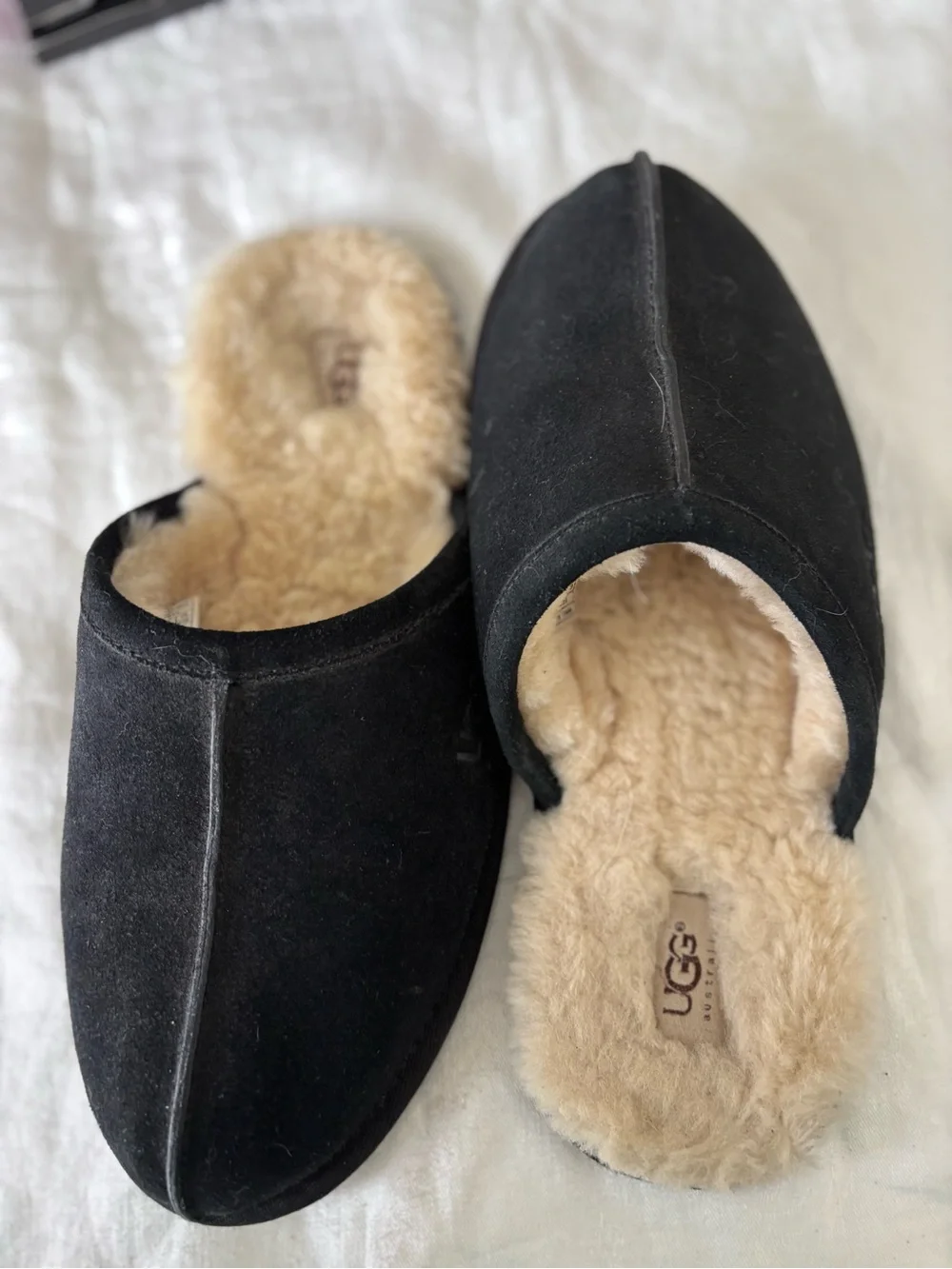 UGG wear black look