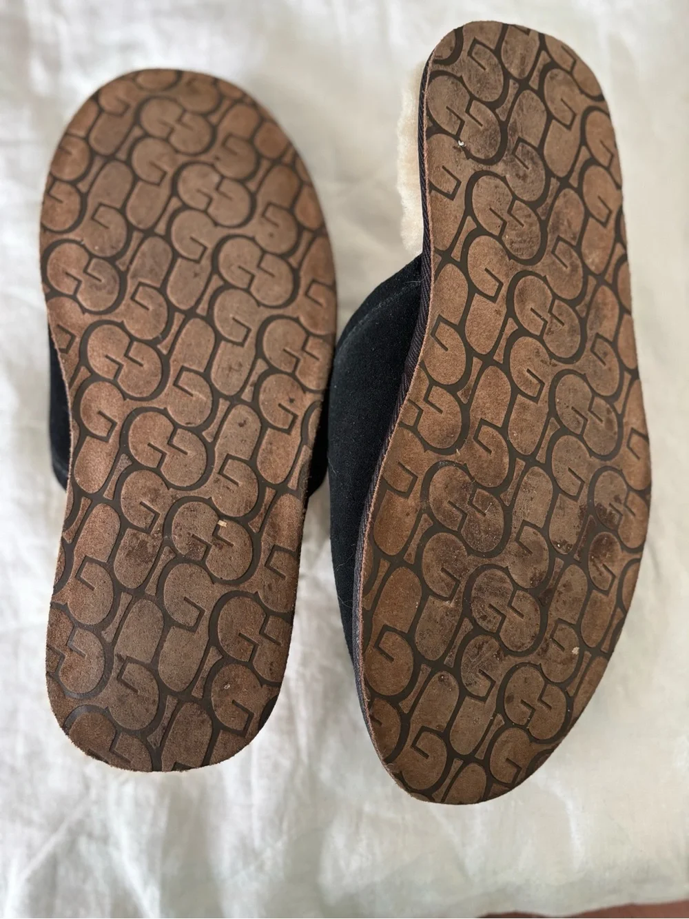 UGG easy upper soft