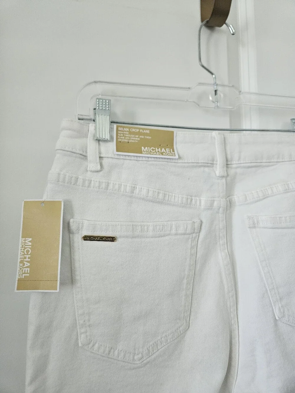 NWT $125 Michael Kors White Selma Flared Jeams Size 8, 25