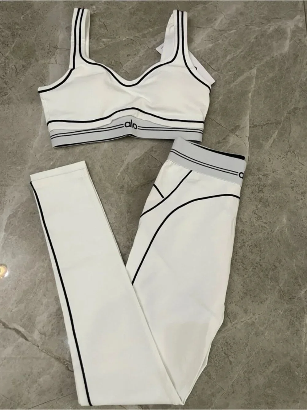 ALO Yoga sleek white