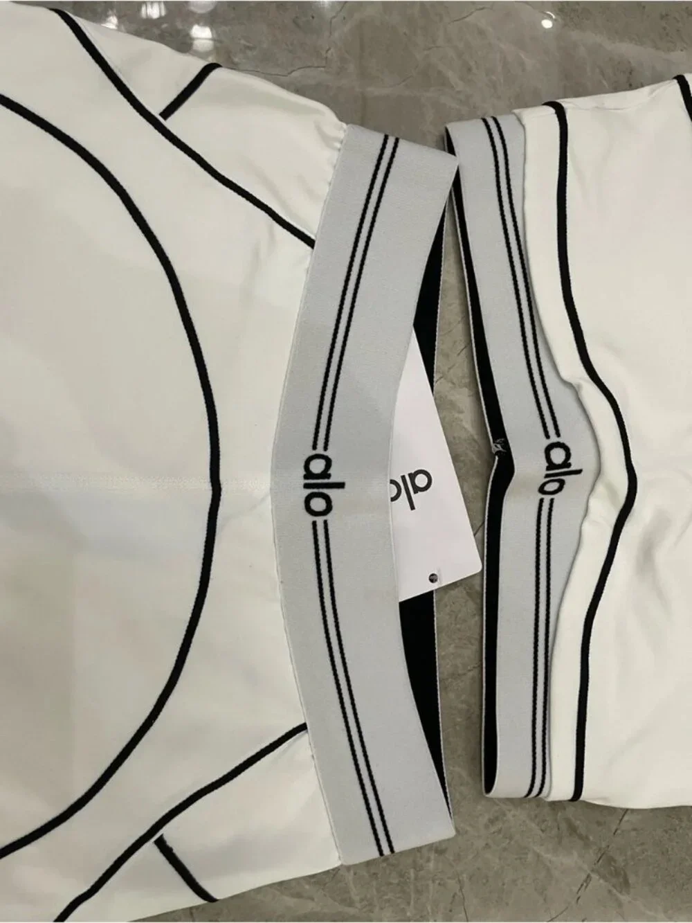 ALO Yoga sleek white