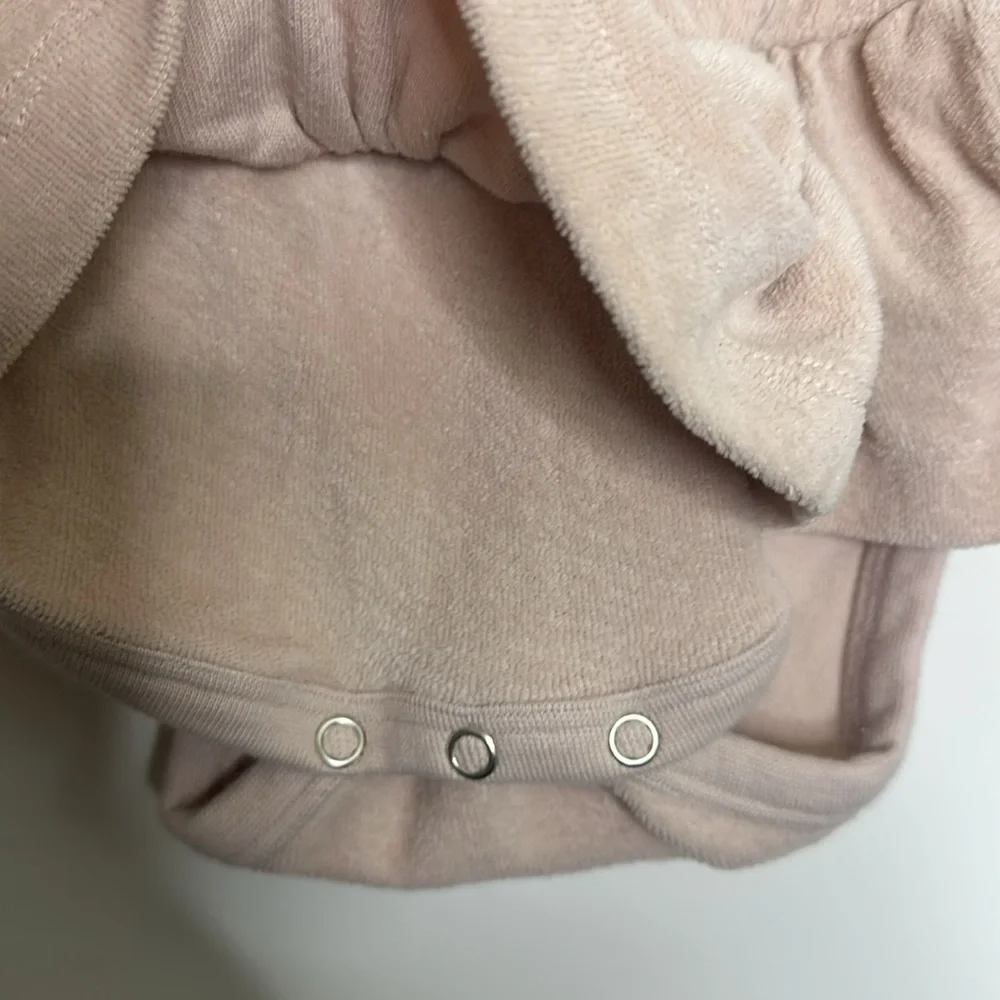 Kate Quinn Terry romper dress in Beige size 3-6M EUC
