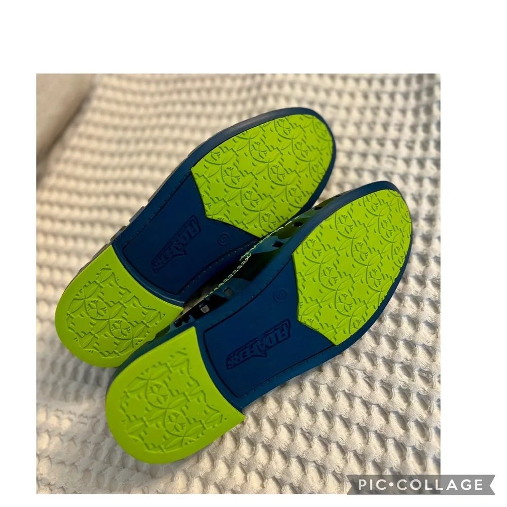 Floafers Chairman Bit Men’s 9 Blue Camo Water Loafers Float Waterproof NWT