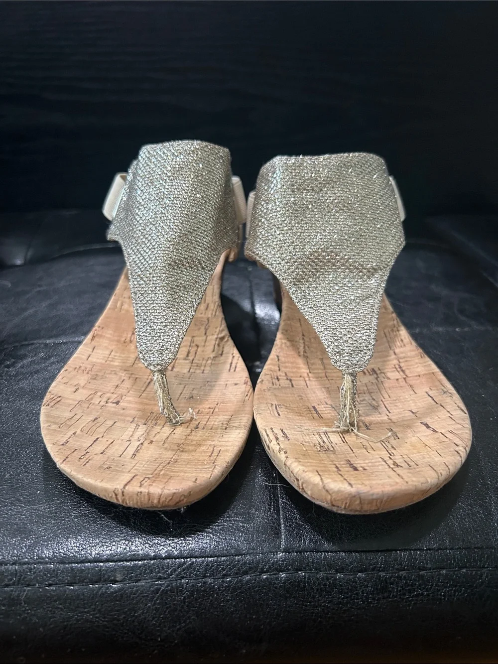 White Mountain gold glitter