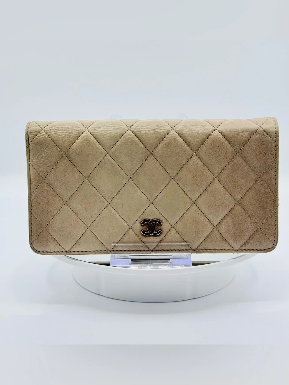 CHANEL beautiful vintage