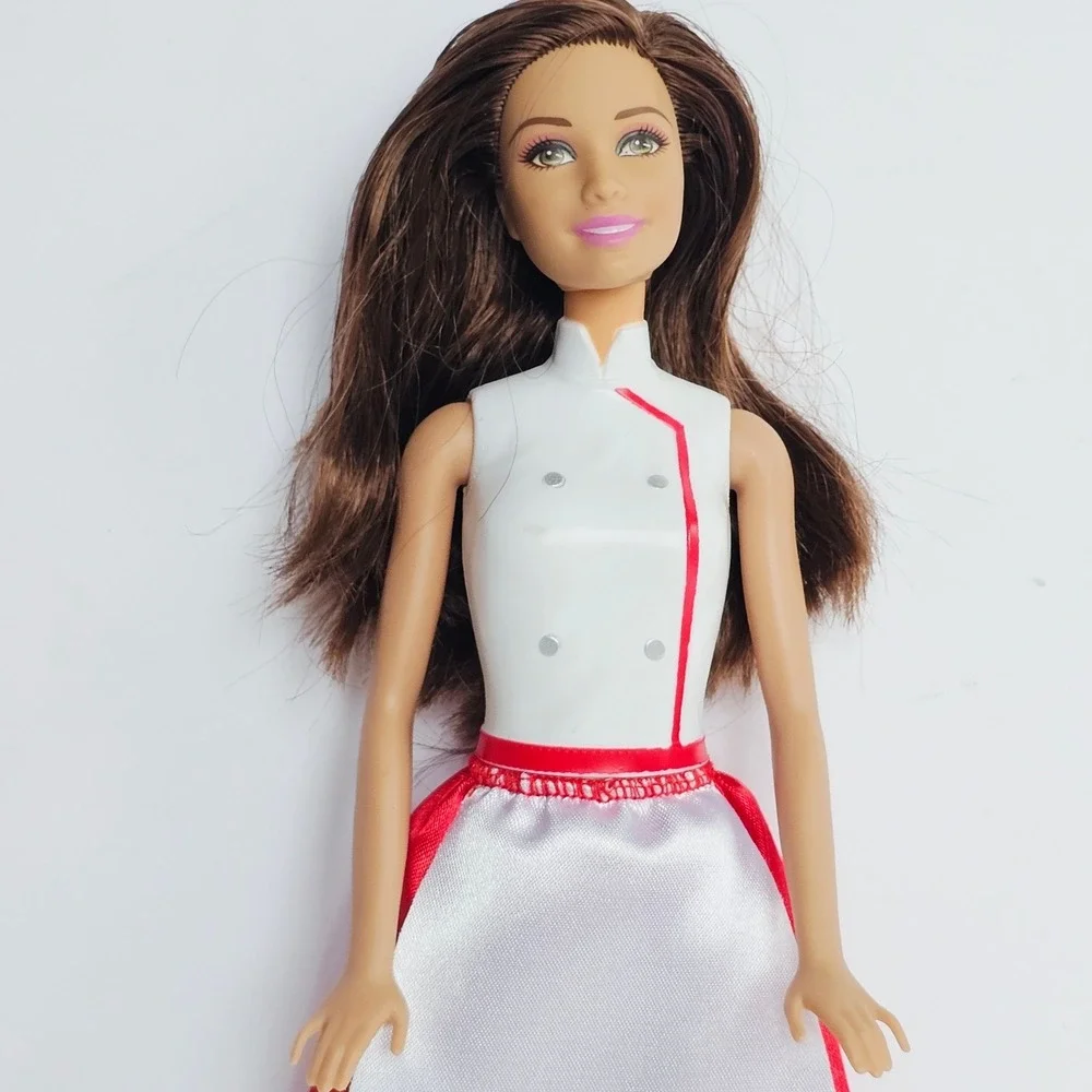 Mattel Barbie Spy Squad Secret Agent Teresa Disguise Doll Chef Outfit Purple