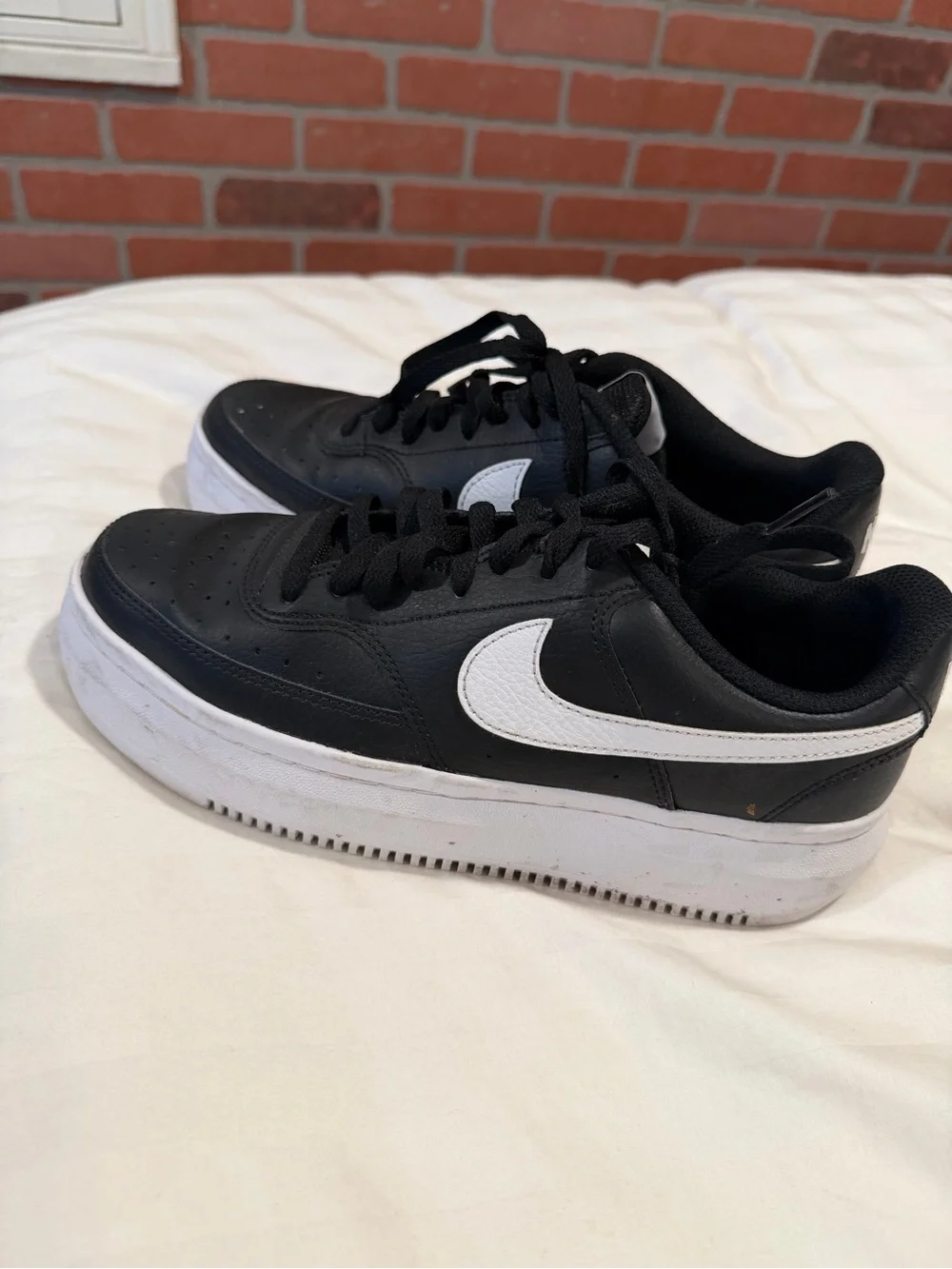Nike low top