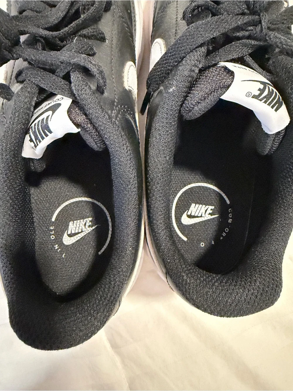 Nike low top