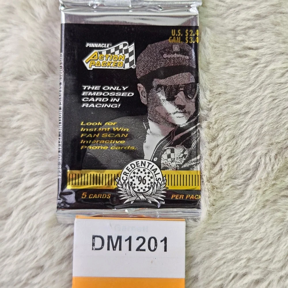 Pinnacle memorabilia collectors