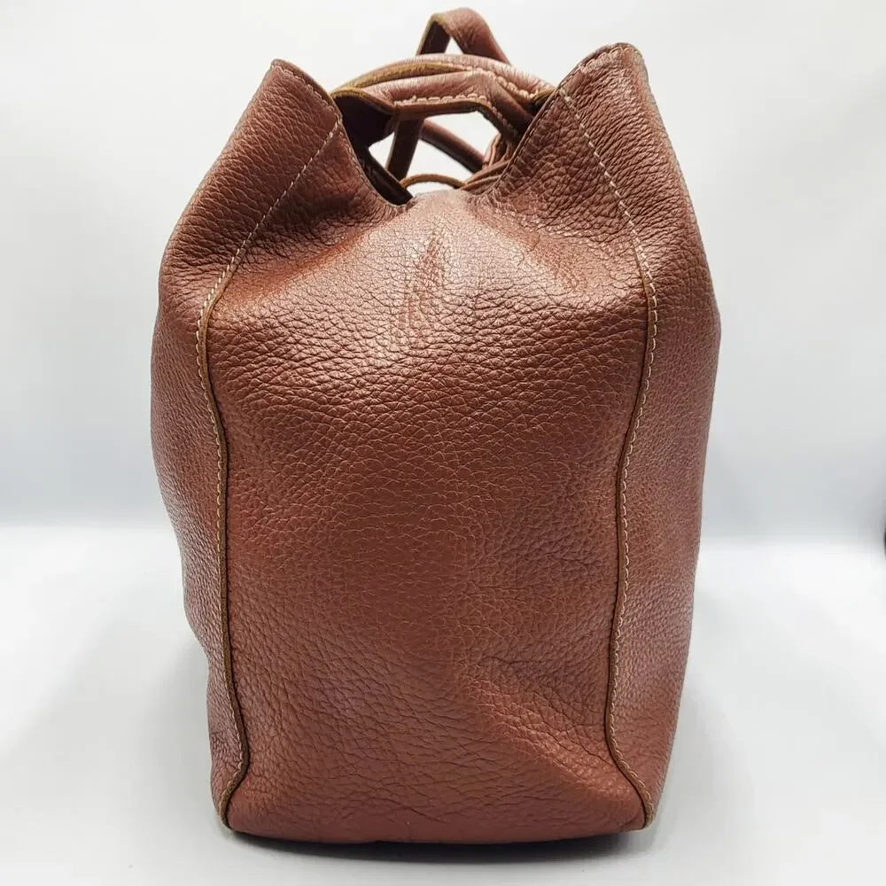 Peruzzi brown pebbled