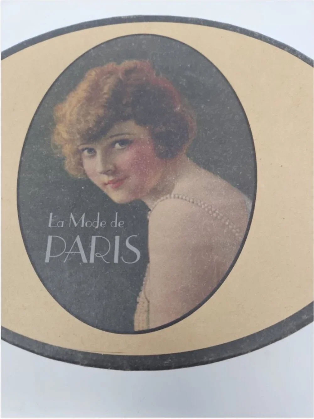 La Mode de Paris up offer