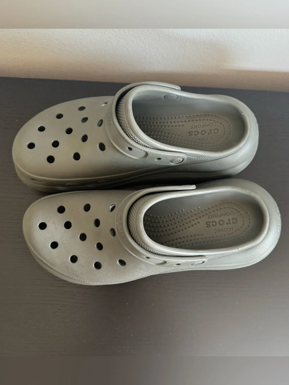 CROCS lightweight excellent solefully