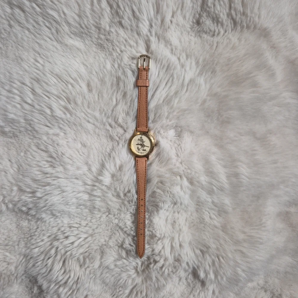 Disney watch mickey
