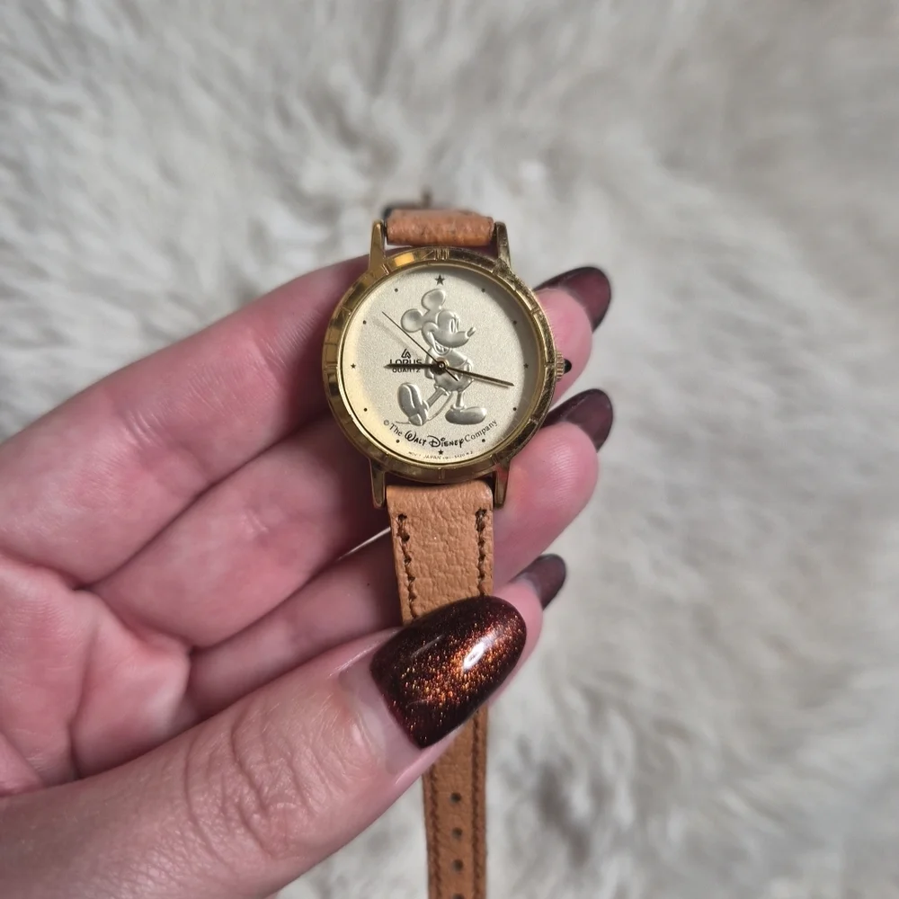 Disney watch mickey